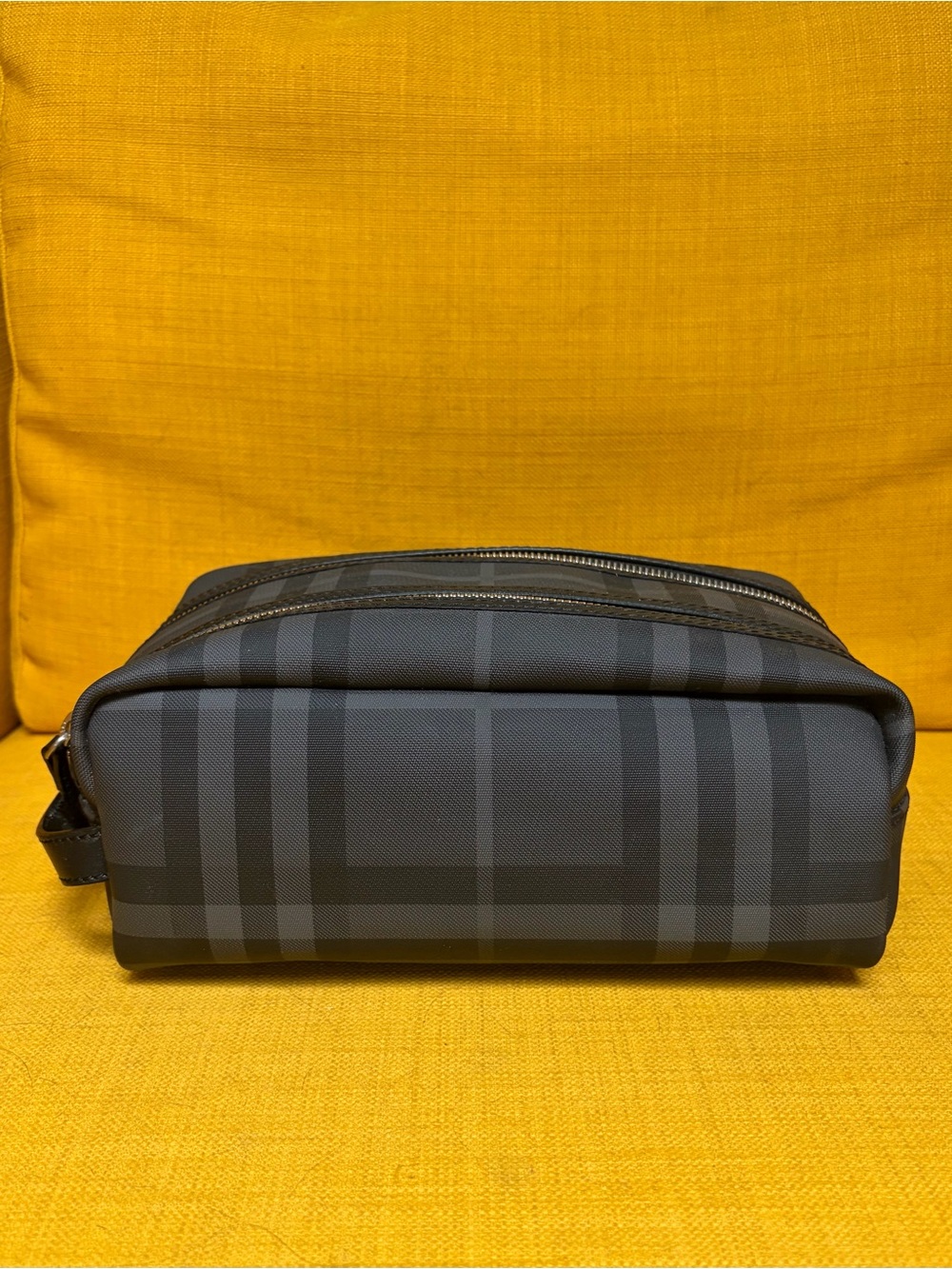 GUC Burberry Check Travel Pouch